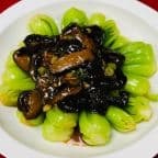 Best 菜旦扒香菇Baby Bok-choy W/Shitake Mushroom in Barrington, IL